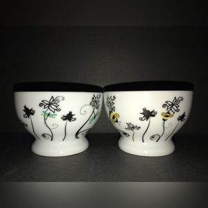 2 PAI Cups/Mugs White with Black Trailing Flowers and Buzzing Bees & Dragonflies